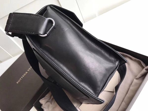 ボッテガヴェネタバック BOTTEGA VENETA デニム ナッパ メッセンジャーバッグ477666VEEE54279